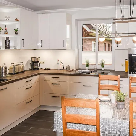 1 Bedroom Amazing In Apartment